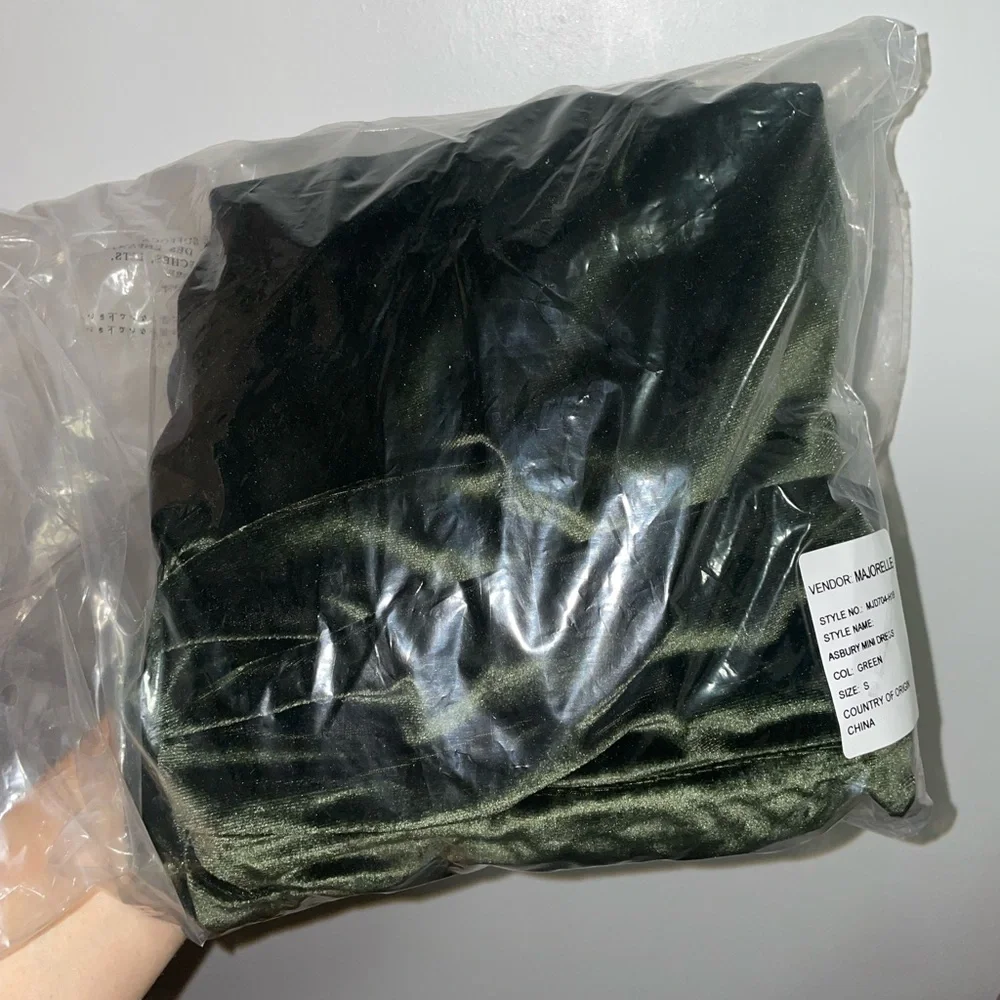 Revolve MAJORELLE‎ Asbury Mini Dress in Velvet Green Pine Holiday Size Small